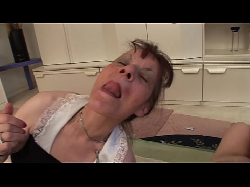❤️ Két nagymama és egy nagypapa hármasban Anal videó at hu.redpornpictures.ru
